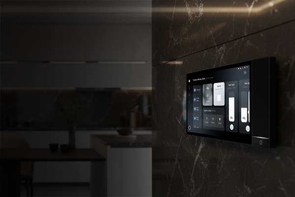 Control 10 Surface smart control panel